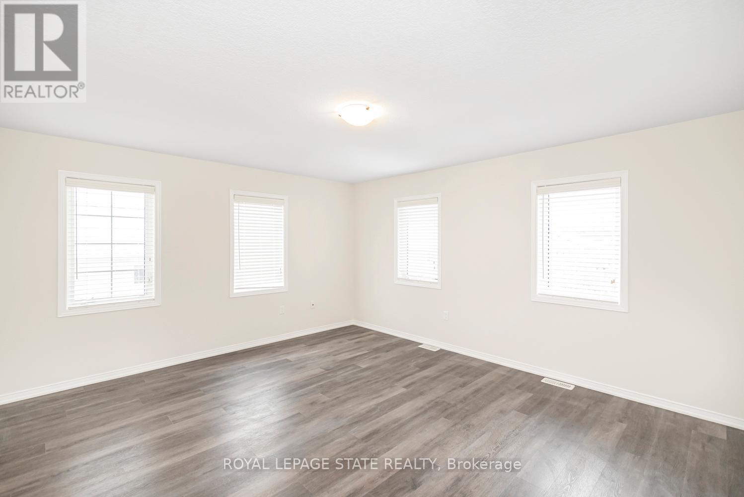 5038 Serena Drive E, Lincoln, Ontario L0R 1B2 - Photo 12 - X12587860