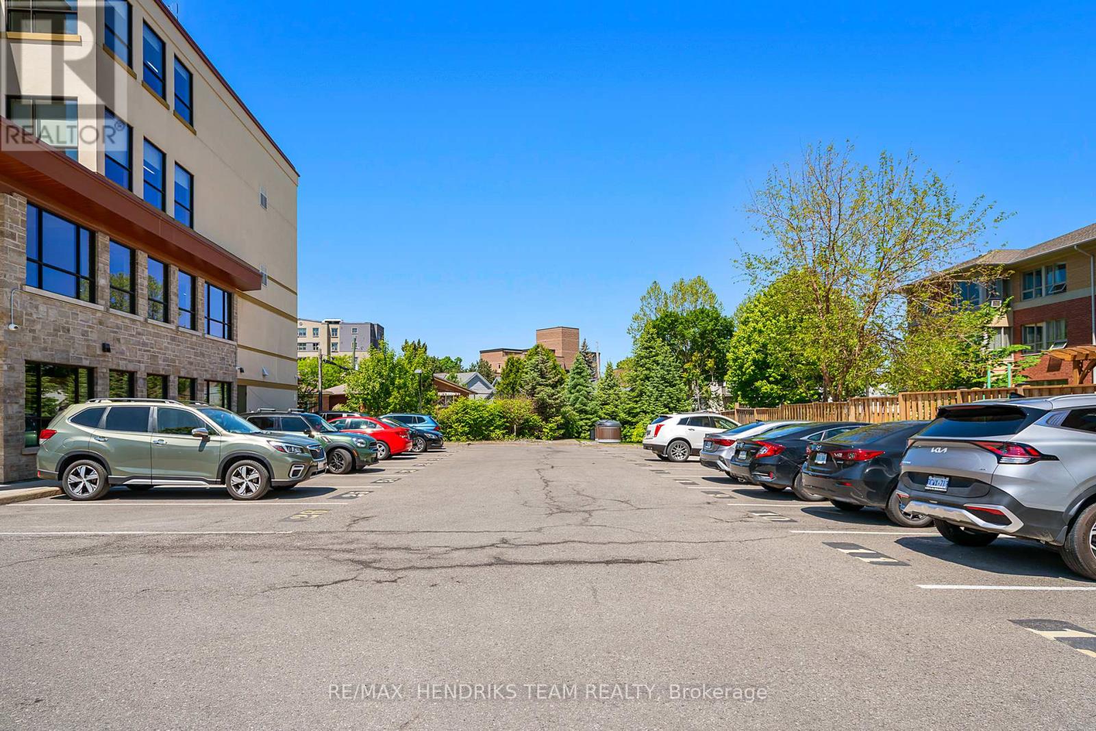 102 - 26 Wellington Street, St. Catharines, Ontario  L2R 5P8 - Photo 23 - X12587886