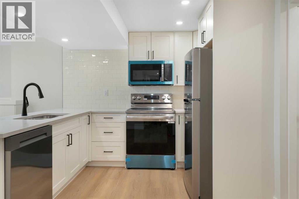 924 Canna Crescent Sw, Calgary, Alberta  T2W 1N9 - Photo 27 - A2271071