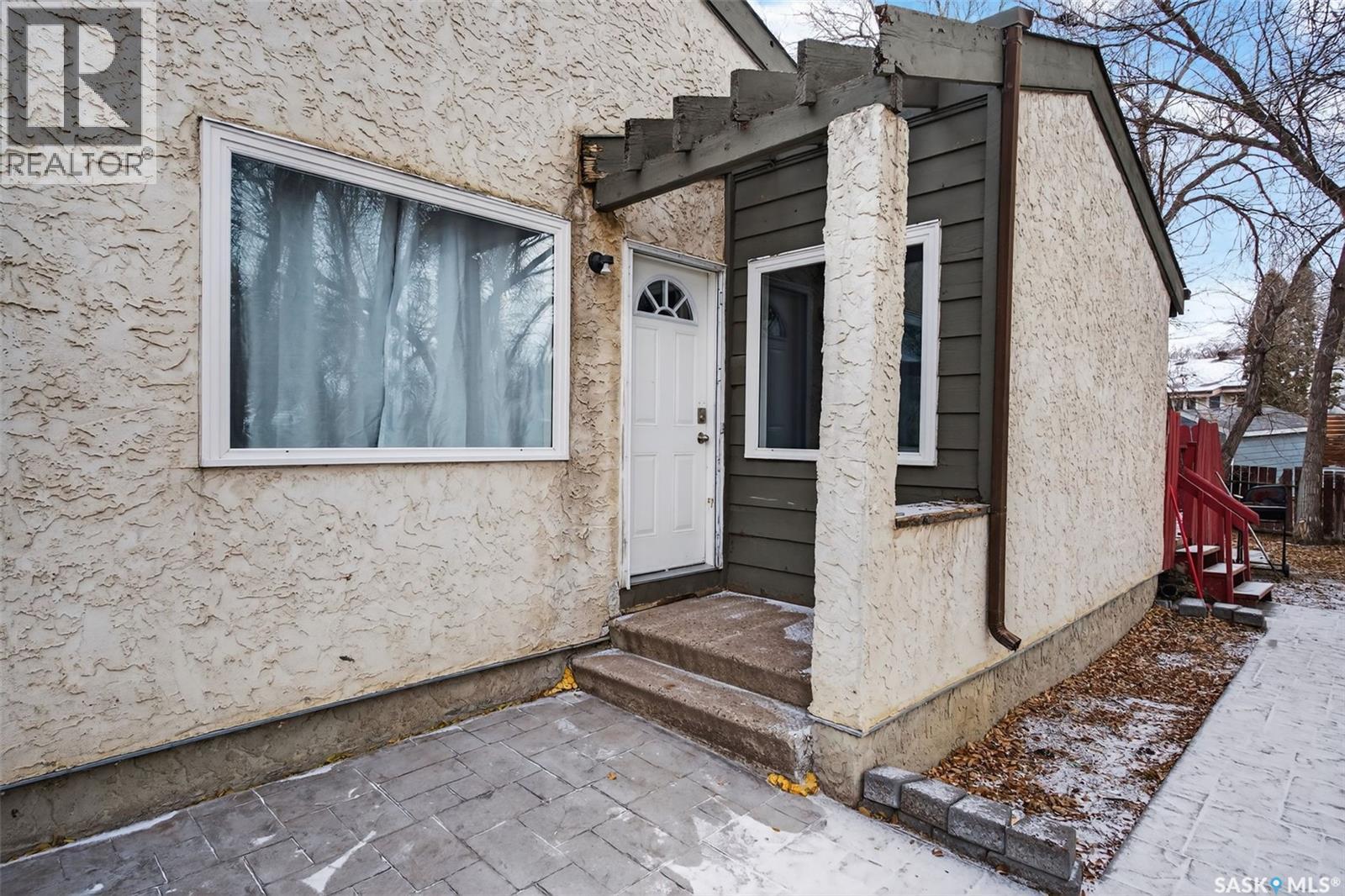 819 Gibson Court N, Regina, Saskatchewan  S4X 1Y8 - Photo 3 - SK024882