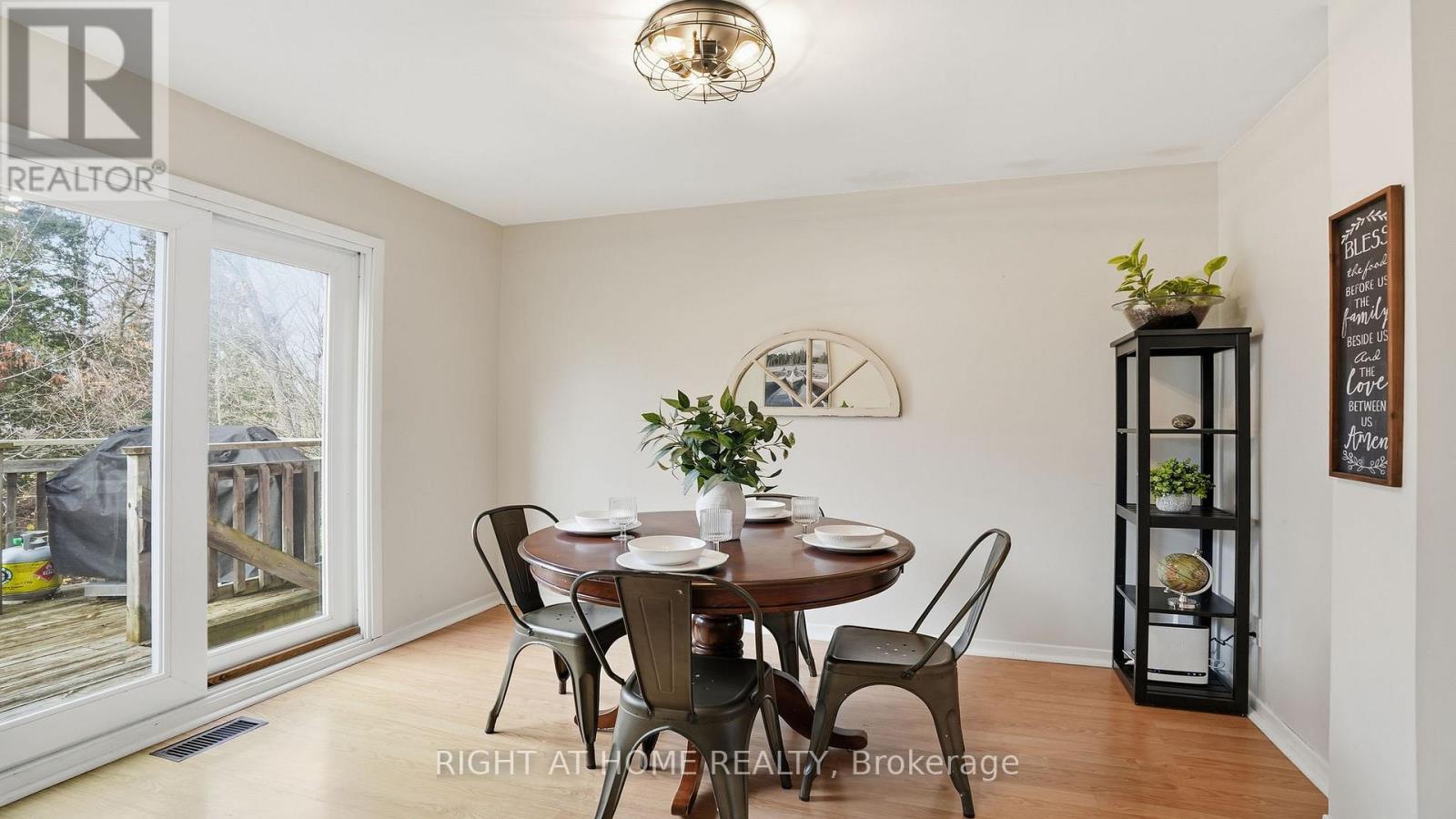 408 Camelot Court, Oshawa, Ontario  L1G 6P7 - Photo 6 - E12587876