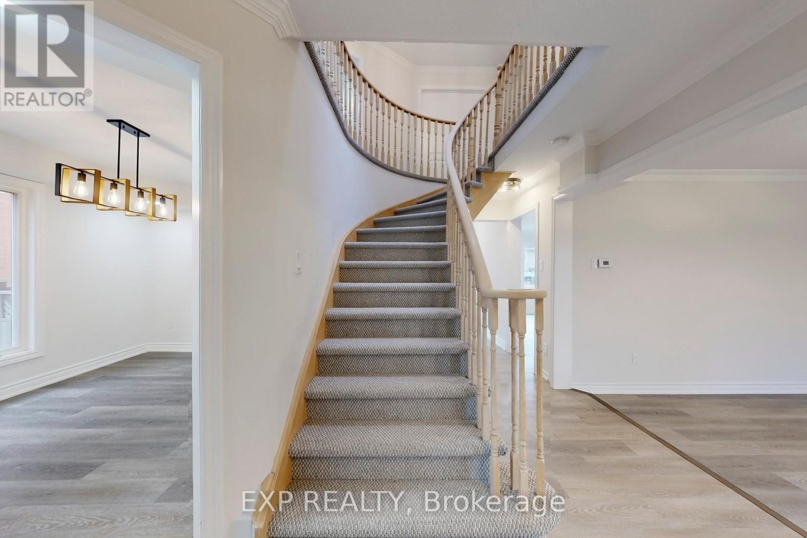 1117 Windgrove Square, Pickering, Ontario  L1X 2S5 - Photo 19 - E12587912