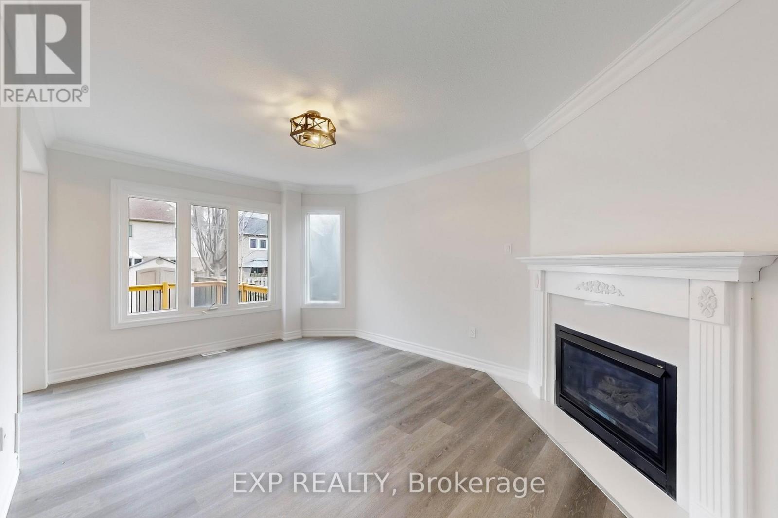 1117 Windgrove Square, Pickering, Ontario  L1X 2S5 - Photo 3 - E12587912