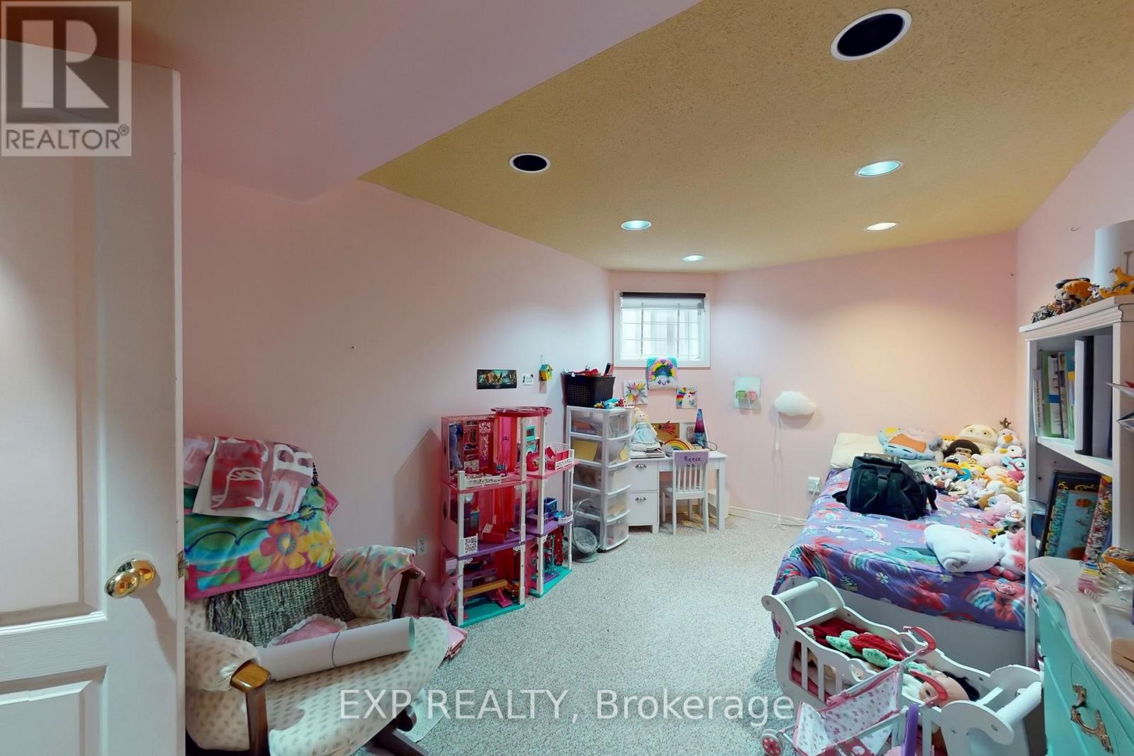 1117 Windgrove Square, Pickering, Ontario  L1X 2S5 - Photo 34 - E12587912