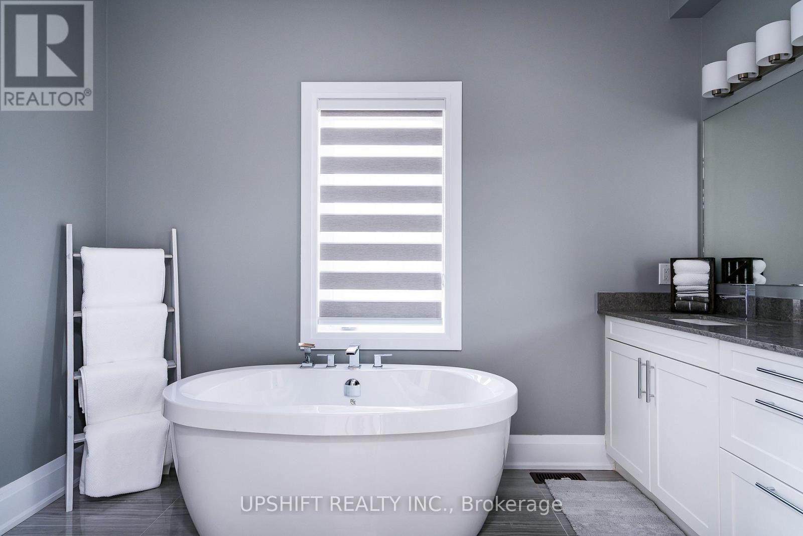 141 Springside Crescent, Blue Mountains, Ontario  L9Y 0V1 - Photo 26 - X12447322