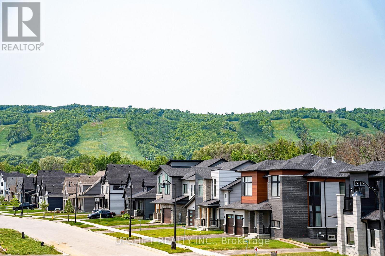 141 Springside Crescent, Blue Mountains, Ontario  L9Y 0V1 - Photo 41 - X12447322