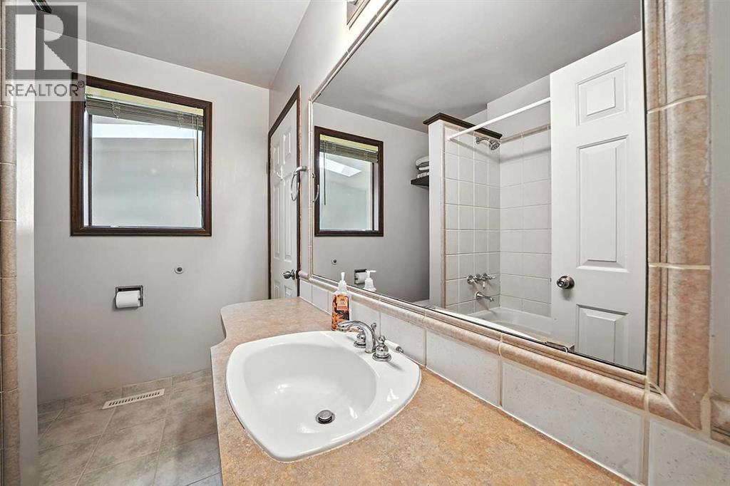 4758 56 Street, Red Deer, Alberta T4N 2K3 - Photo 21 - A2263227