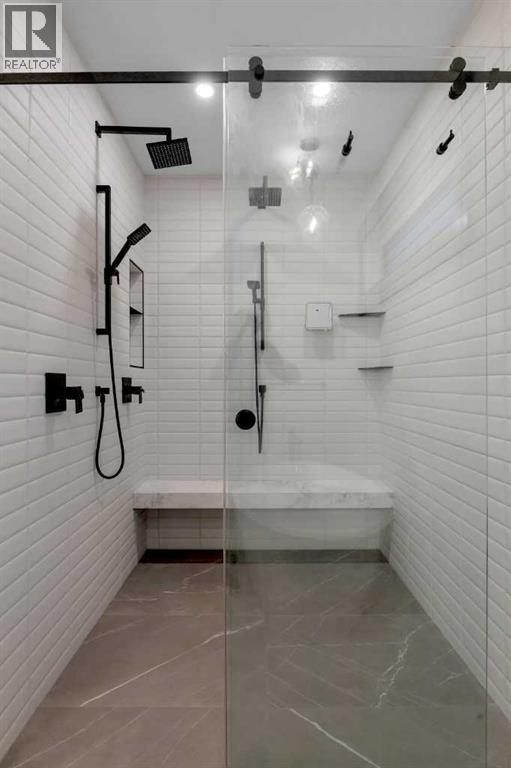 30 Roselawn Crescent Nw, Calgary, Alberta  T2K 1K6 - Photo 32 - A2269817