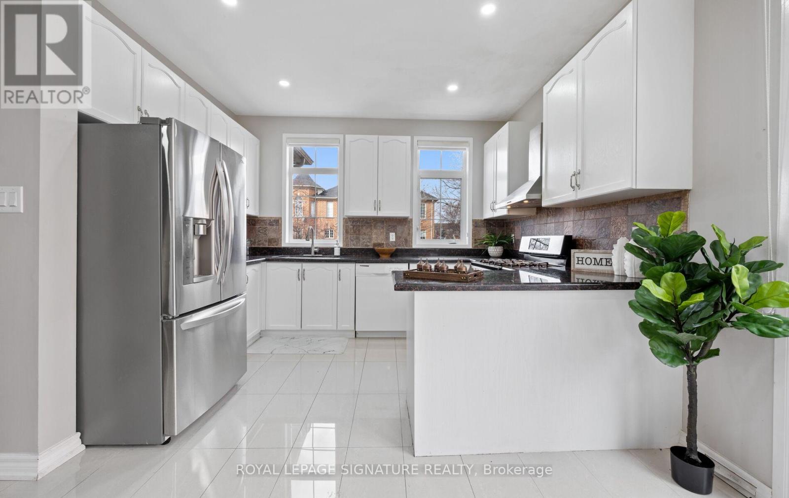 3849 Talias Crescent, Mississauga, Ontario  L5M 6L6 - Photo 13 - W12587892