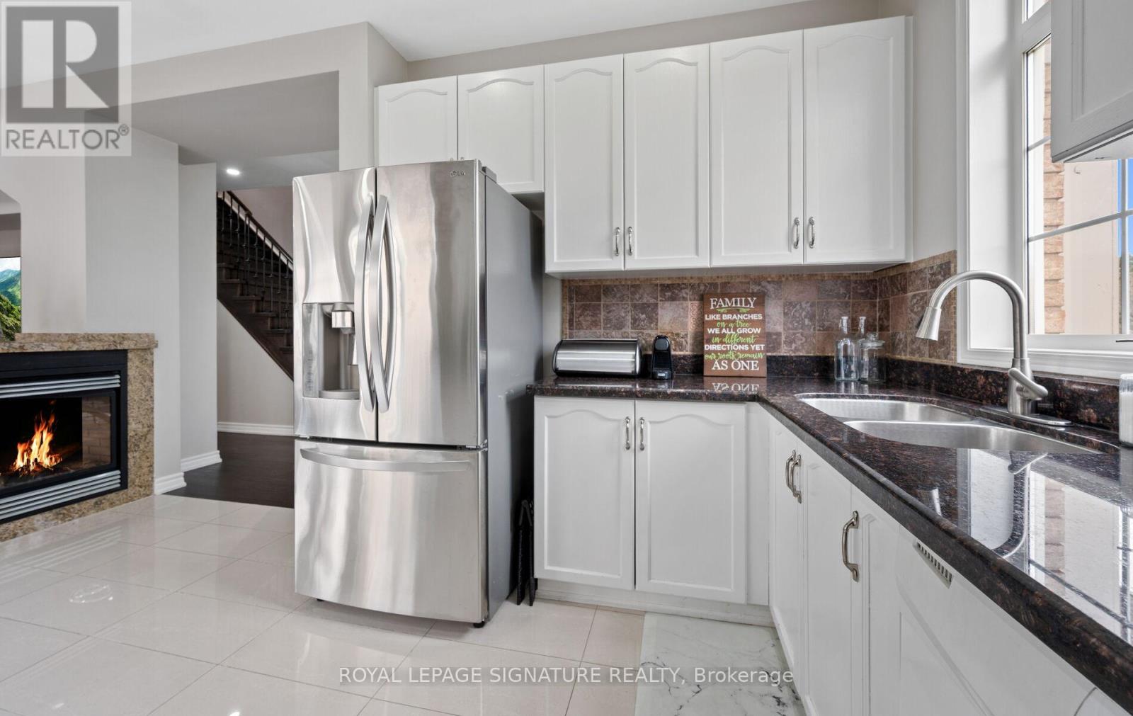 3849 Talias Crescent, Mississauga, Ontario  L5M 6L6 - Photo 14 - W12587892