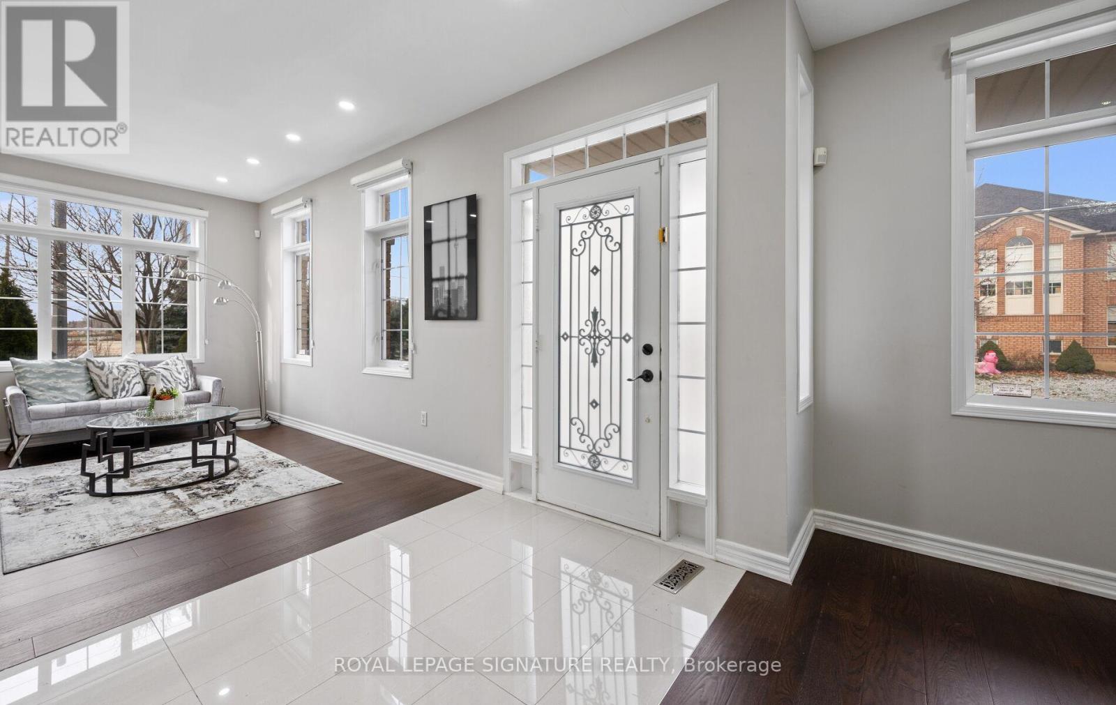 3849 Talias Crescent, Mississauga, Ontario  L5M 6L6 - Photo 6 - W12587892