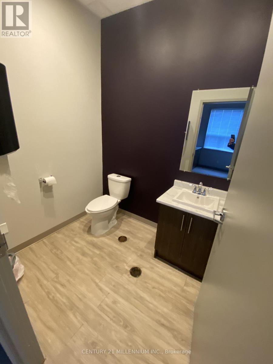 105 - 12637 Tenth Line, Whitchurch-Stouffville, Ontario L4A 7X3 - Photo 10 - N12562092