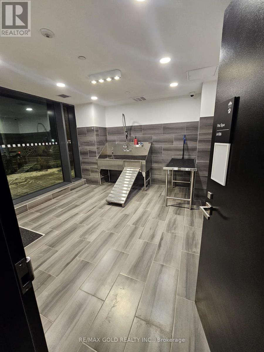 511 - 5 Wellington Street S, Kitchener, Ontario  N2G 0E3 - Photo 15 - X12587866