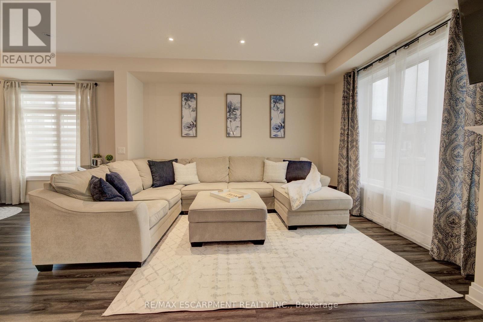 50 Kenesky Drive, Hamilton, Ontario  L8B 1Y2 - Photo 13 - X12587900