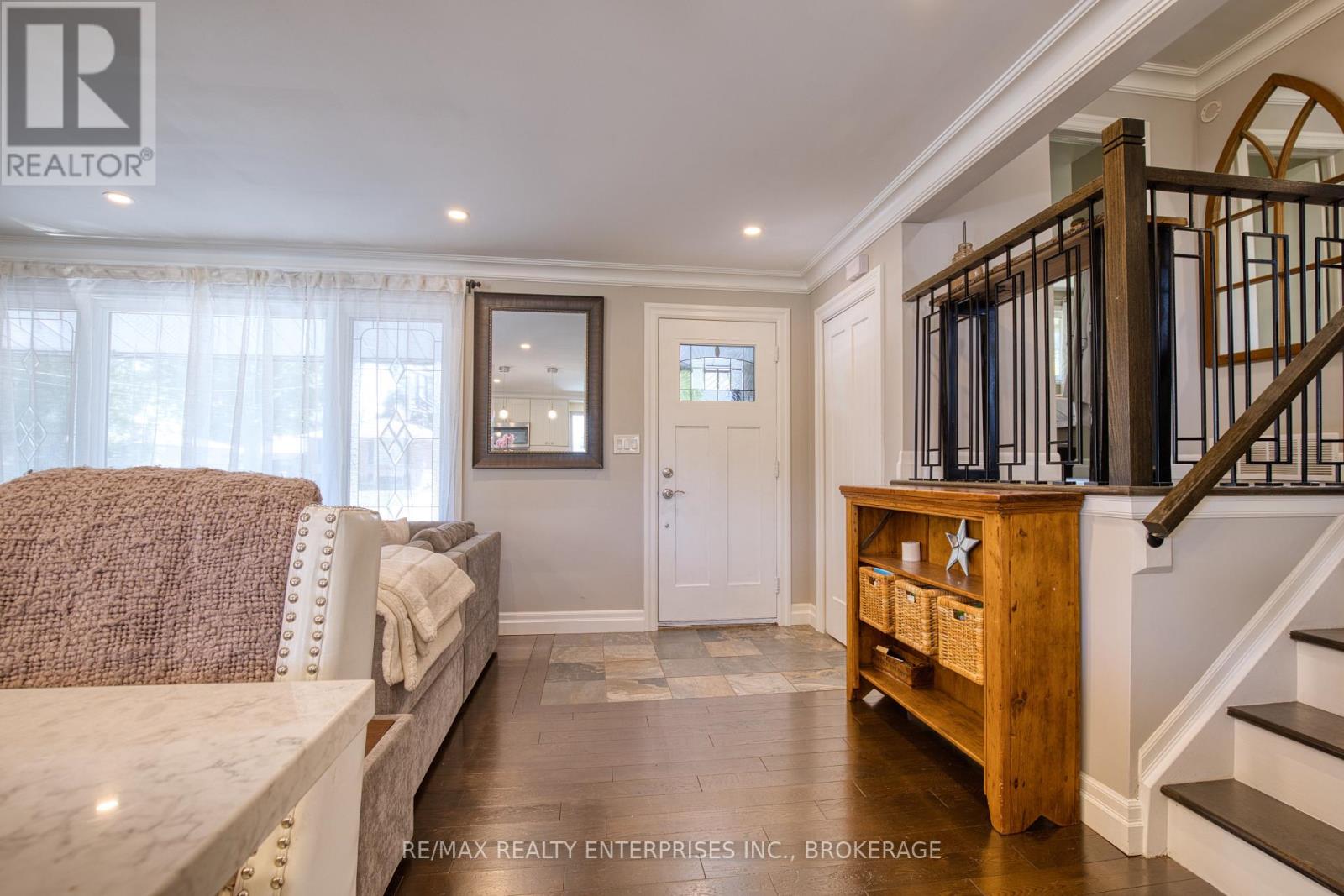 20 Karen Crescent, Grimsby, Ontario L3M 2E4 - Photo 10 - X12587942