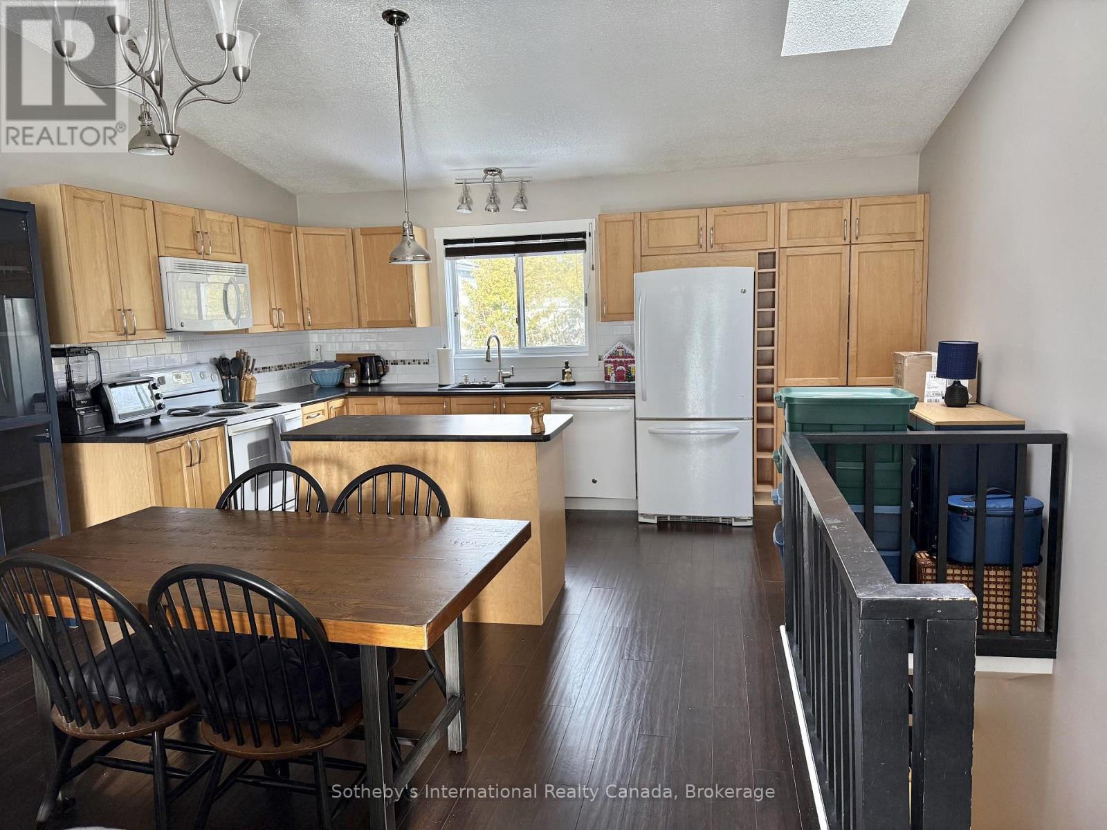 439 Oxbow Crescent, Collingwood, Ontario  L9Y 5B4 - Photo 9 - S12587926