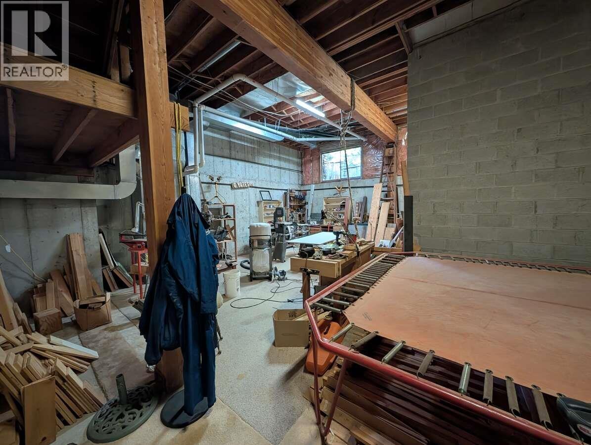 1498 Chamberlain Drive, North Vancouver, British Columbia  V7K 1P6 - Photo 26 - R3071019