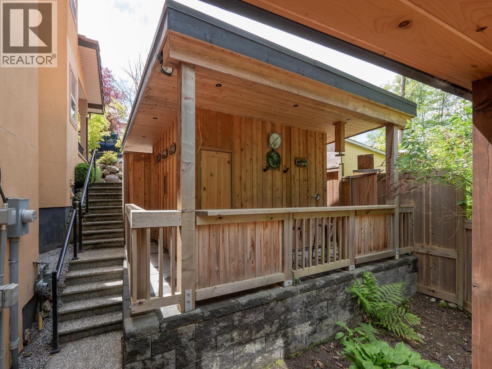 5836 Marine Way, Sechelt, British Columbia  V7Z 0R3 - Photo 24 - R3071020