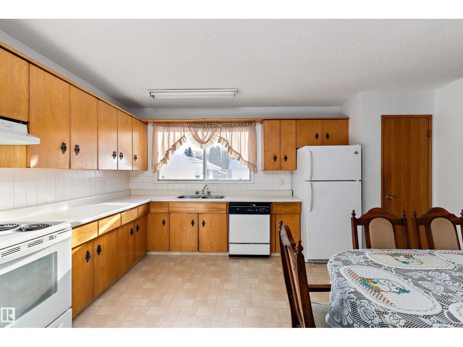 152 Corithia Dr, Leduc, Alberta  T9E 4G3 - Photo 6 - E4467066