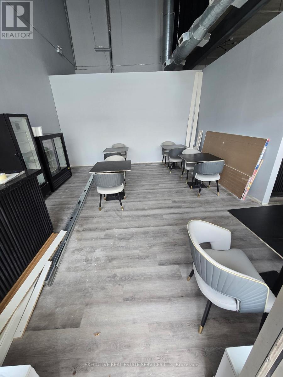 104 - 1065 Canadian Place, Mississauga, Ontario  L4W 0B8 - Photo 6 - W12587124