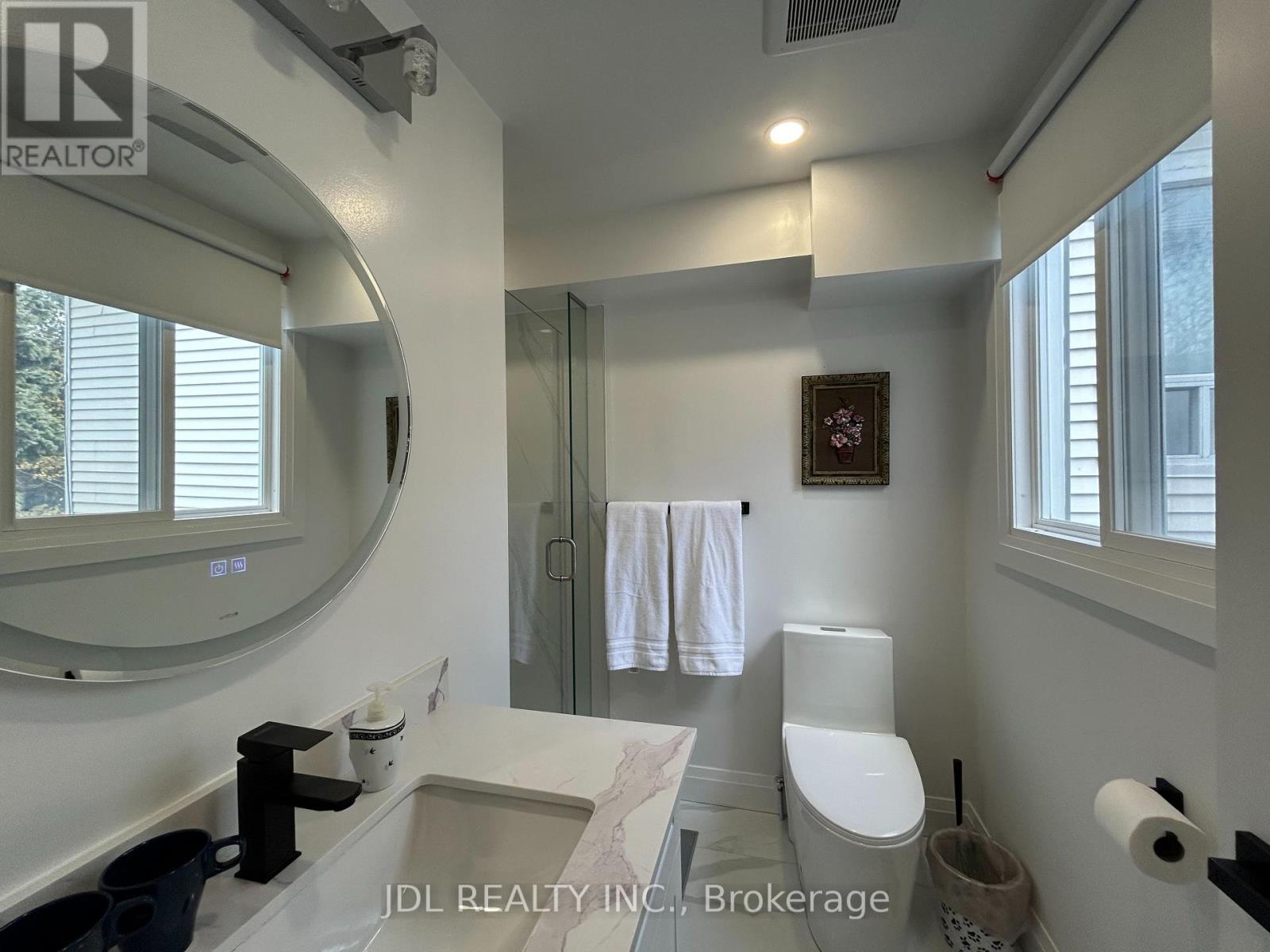 18 Connaught Ave Avenue, Toronto, Ontario  M4L 2V9 - Photo 20 - E12587928