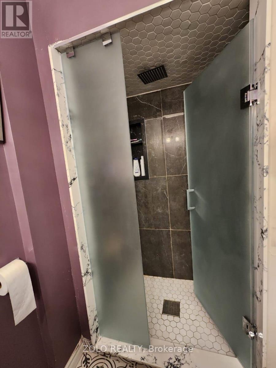 Main Floor - 5 Cabot Court, Aurora, Ontario  L4G 2Y9 - Photo 16 - N12587932