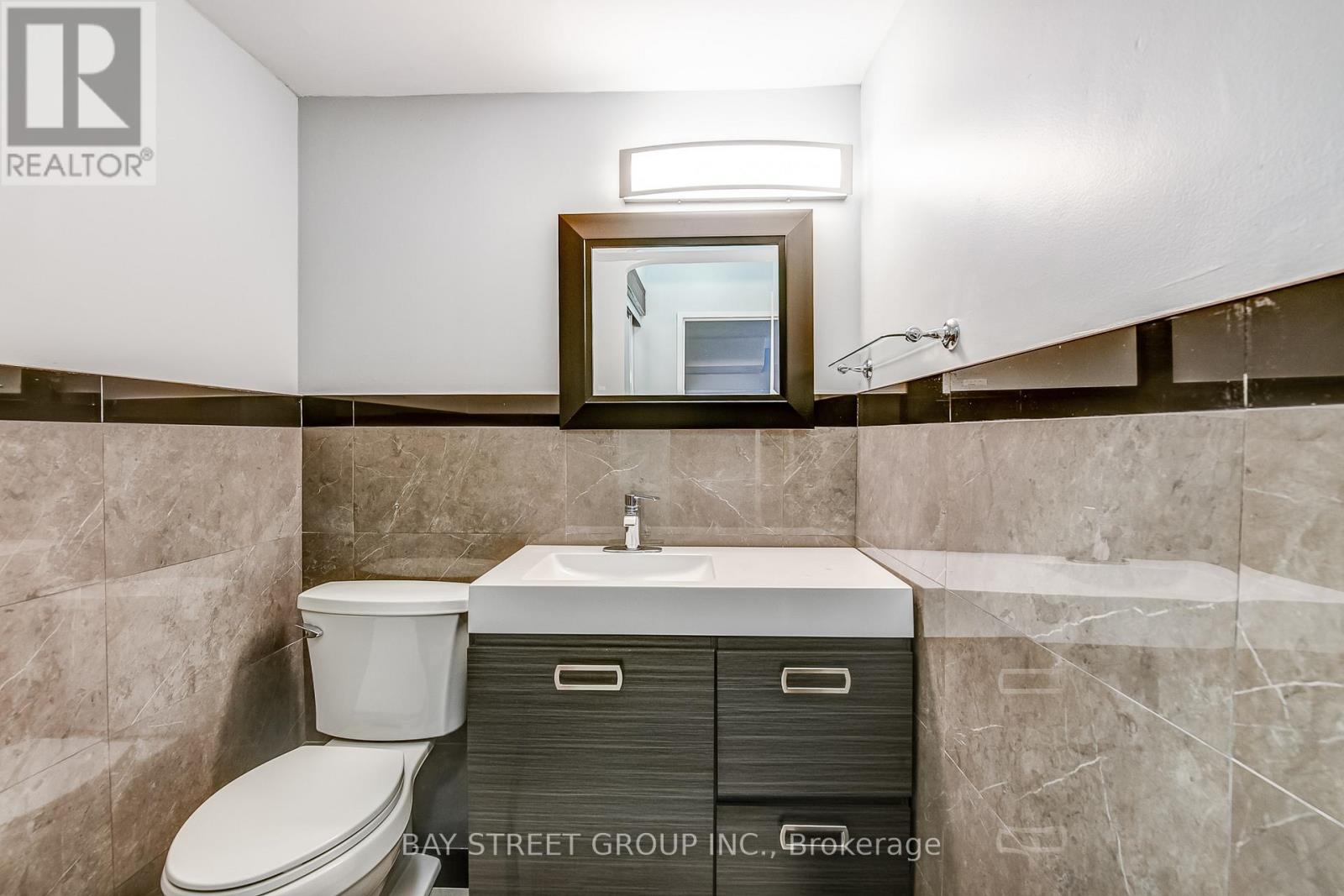 339 - 364 The East Mall, Toronto, Ontario  M9B 6C5 - Photo 11 - W12587920