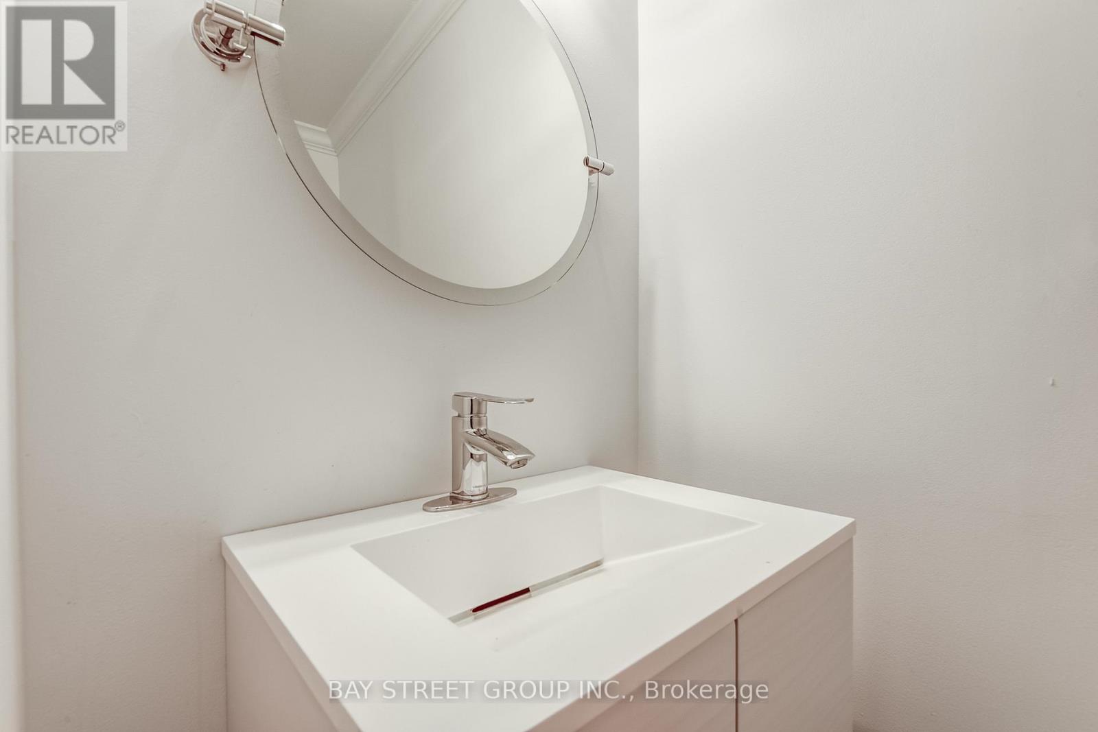 339 - 364 The East Mall, Toronto, Ontario  M9B 6C5 - Photo 13 - W12587920