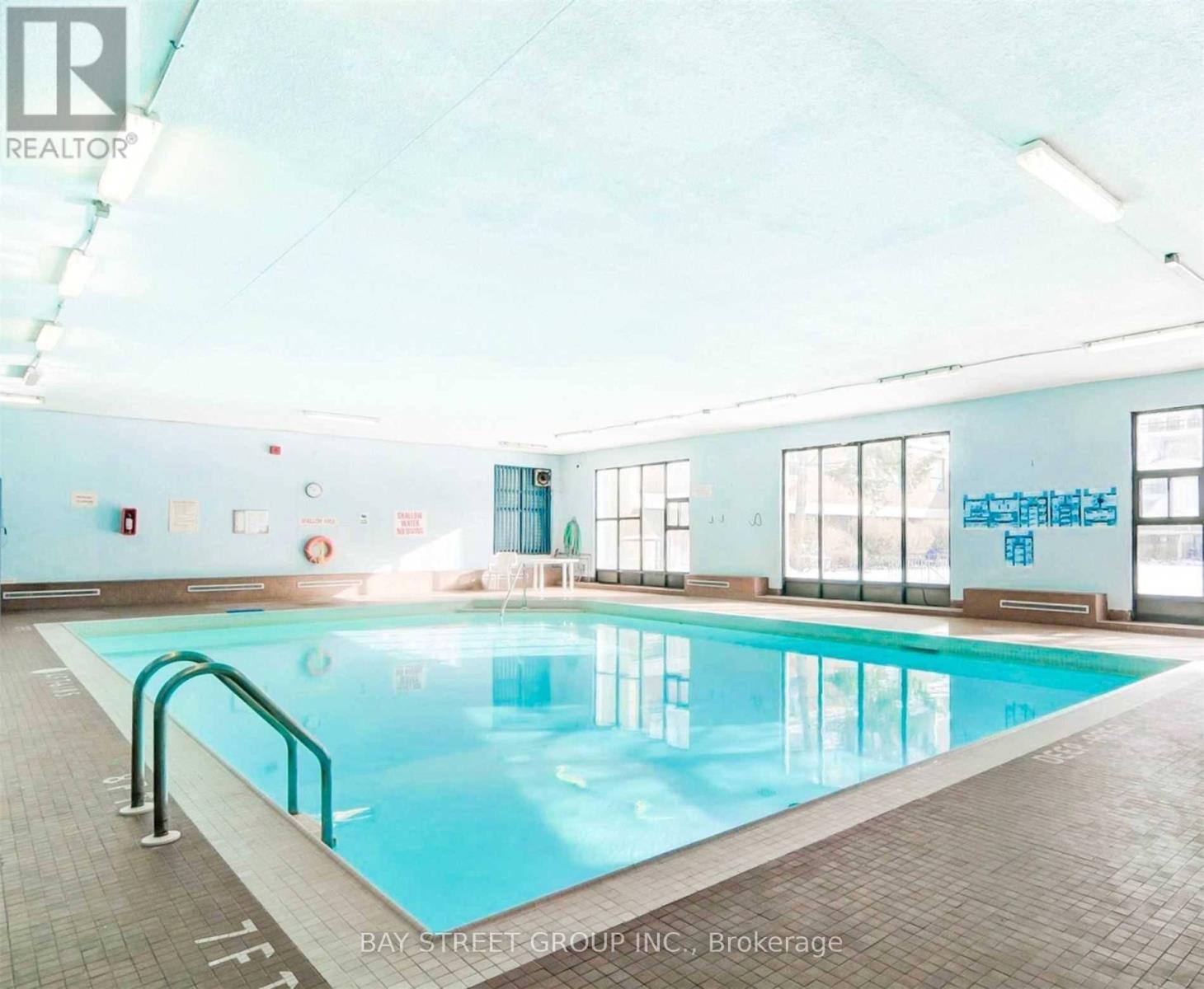 339 - 364 The East Mall, Toronto, Ontario  M9B 6C5 - Photo 16 - W12587920