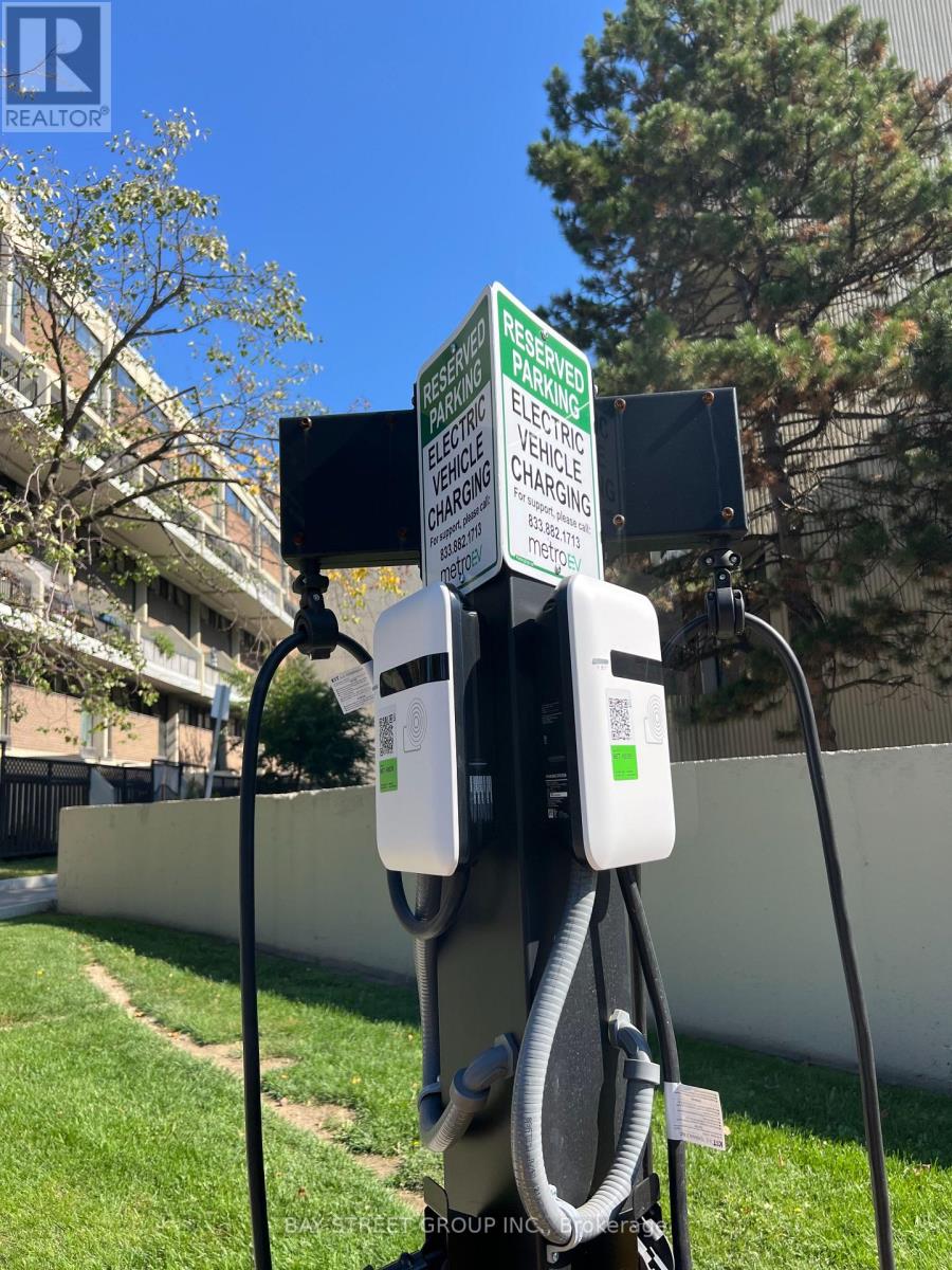 339 - 364 The East Mall, Toronto, Ontario  M9B 6C5 - Photo 20 - W12587920