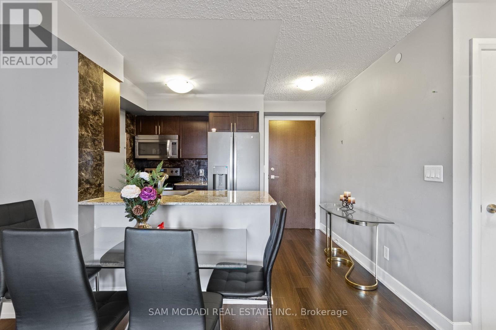 630 - 2 Eva Road, Toronto, Ontario  M9C 0A9 - Photo 6 - W12587922