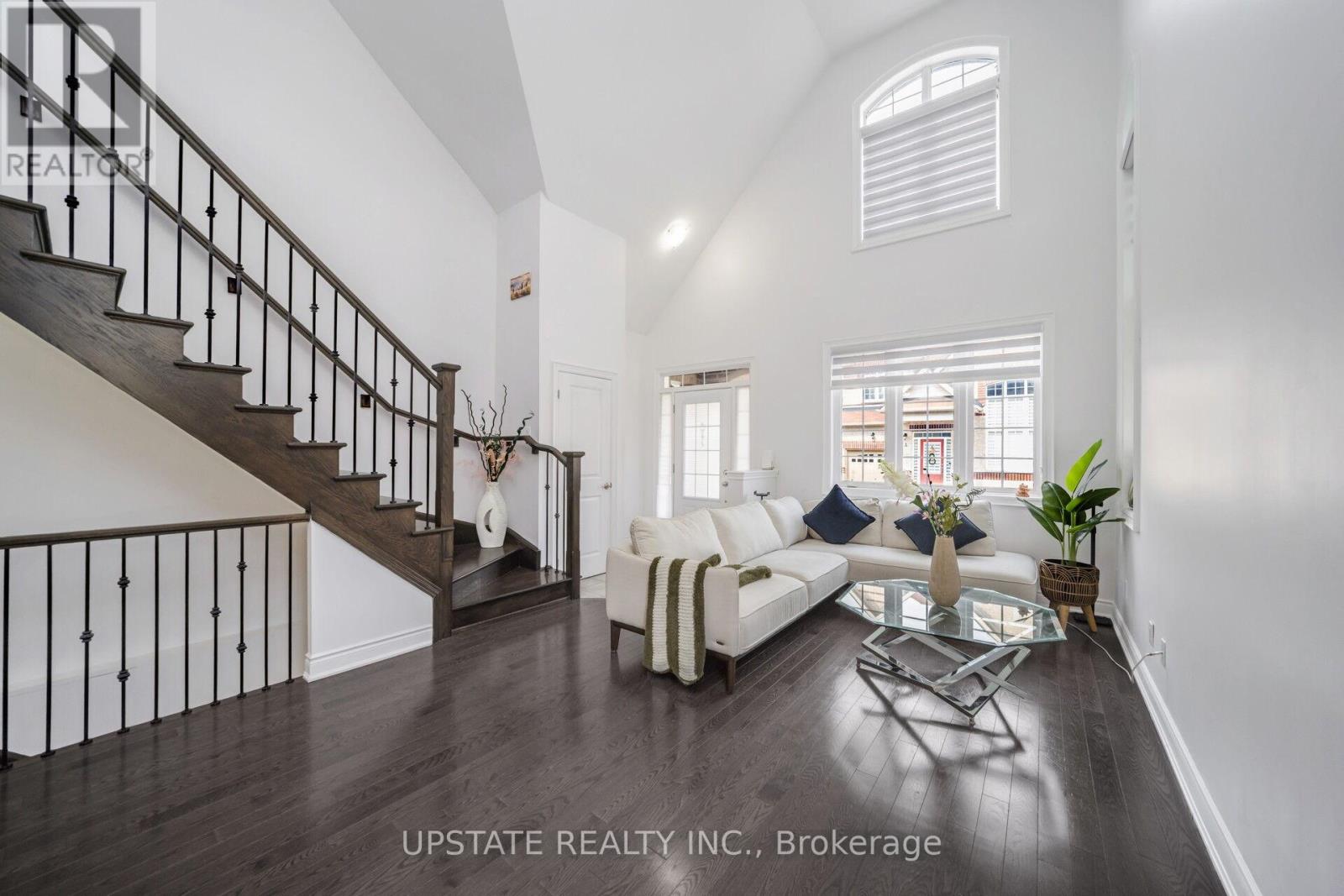 117 - 48 C Line, Orangeville, Ontario  L6W 6X9 - Photo 4 - W12587924