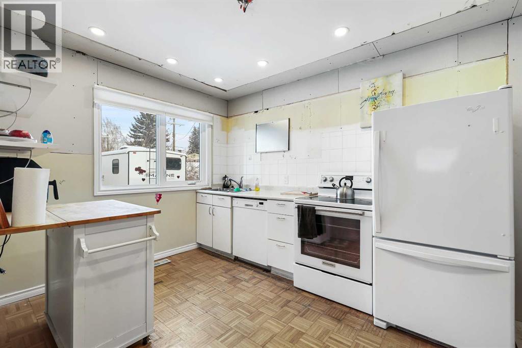 144 Flavelle Road Se, Calgary, Alberta  T2H 1E9 - Photo 7 - A2266062