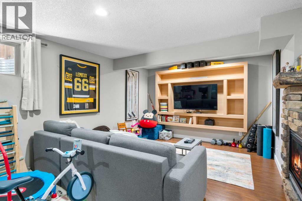 2581 Coopers Circle Sw, Airdrie, Alberta  T4B 3B7 - Photo 37 - A2266136