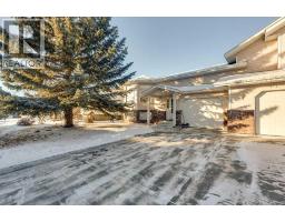 16 Lawrence Crescent Lancaster Meadows