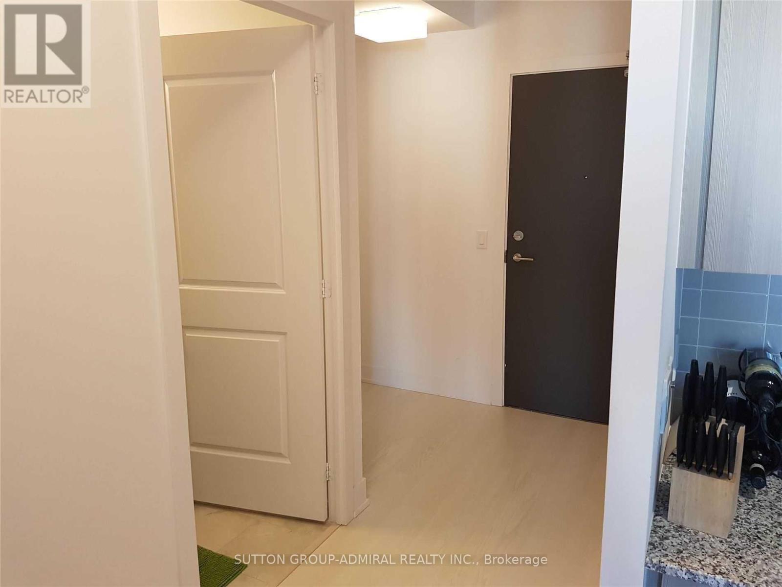 1001 - 68 Merton Street, Toronto, Ontario  M4S 1A1 - Photo 4 - C12585282