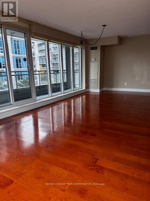 314 - 2119 Lake Shore Boulevard W, Toronto, Ontario  M8V 4E8 - Photo 13 - W12465052