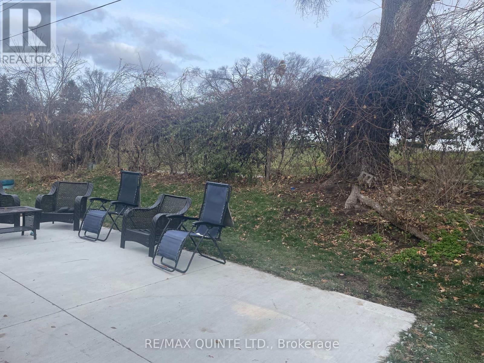 27 First Avenue, Quinte West, Ontario K8V 5M6 - Photo 10 - X12583014