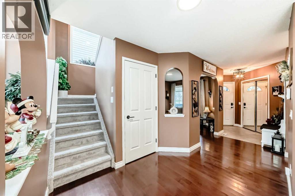 9834 Hidden Valley Drive Nw, Calgary, Alberta  T3A 5L2 - Photo 19 - A2270836