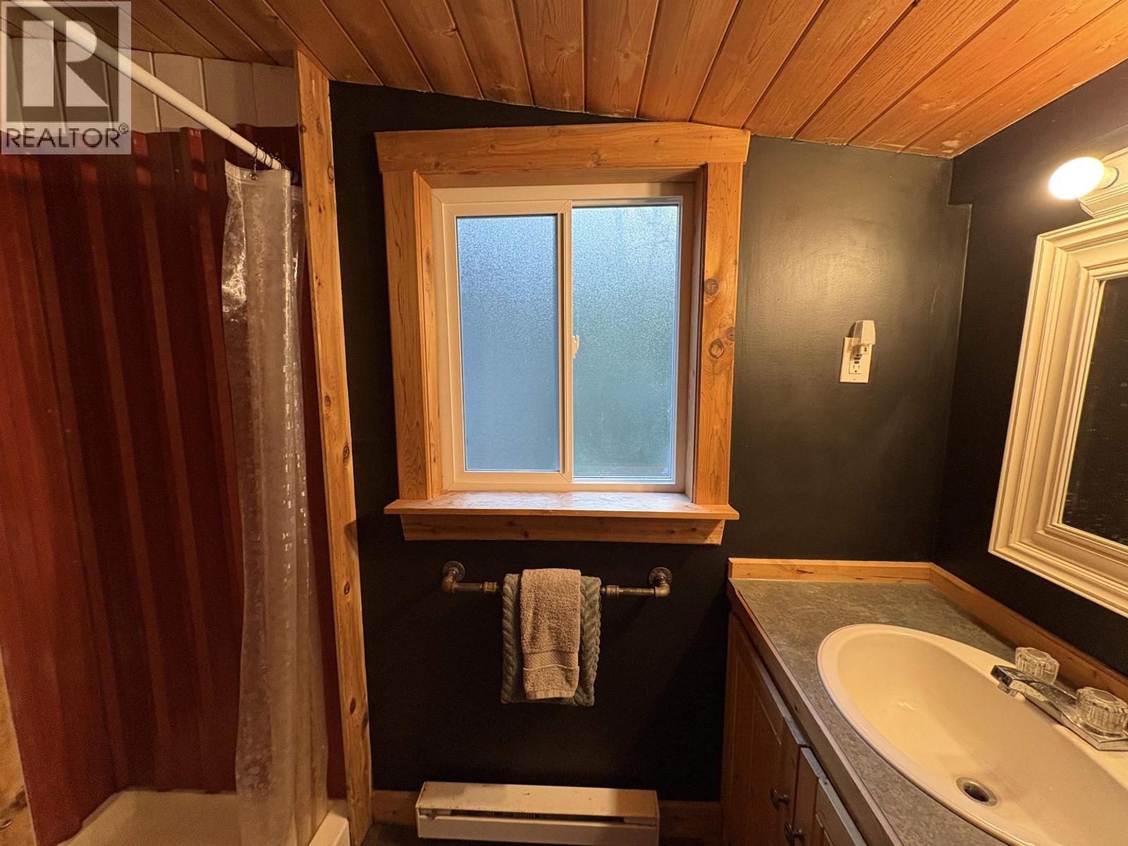 815 The Grove Road, Gambier Island, British Columbia  V0N 1V0 - Photo 15 - R3070833