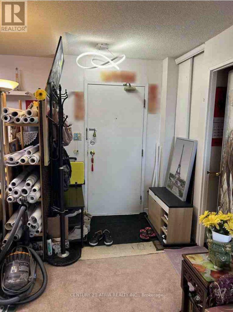 1913 - 80 Alton Towers Circle, Toronto, Ontario M1V 5E8 - Photo 3 - E12587990