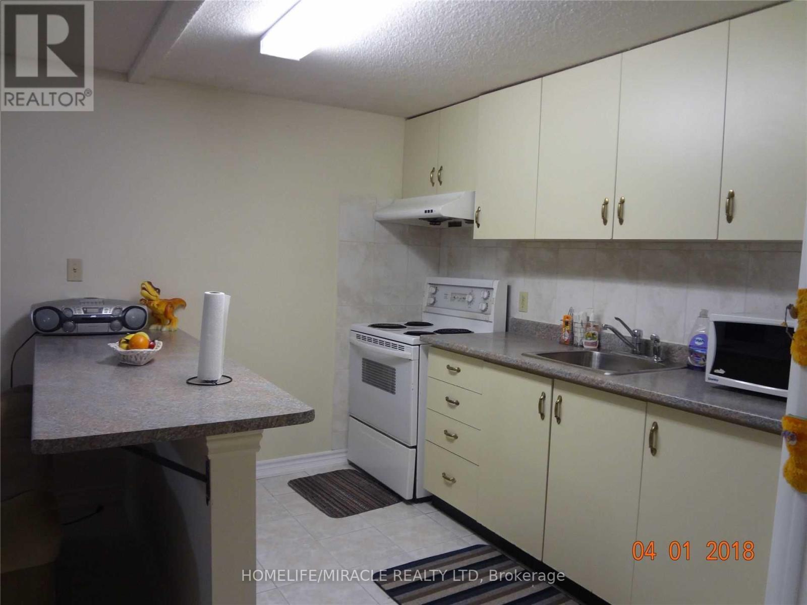 Bsmt - 62 Alicewood Court, Toronto, Ontario  M9V 3Y5 - Photo 3 - W12587188