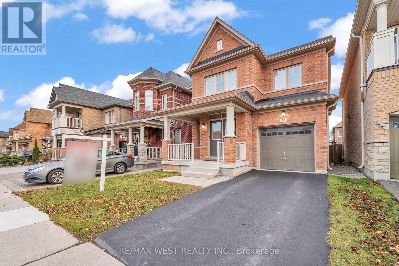 79 Algoma Drive N, Vaughan, Ontario  L4H 4H6 - Photo 2 - N12587964