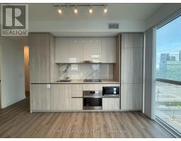 1809 - 8 INTERCHANGE WAY, Vaughan, Ontario