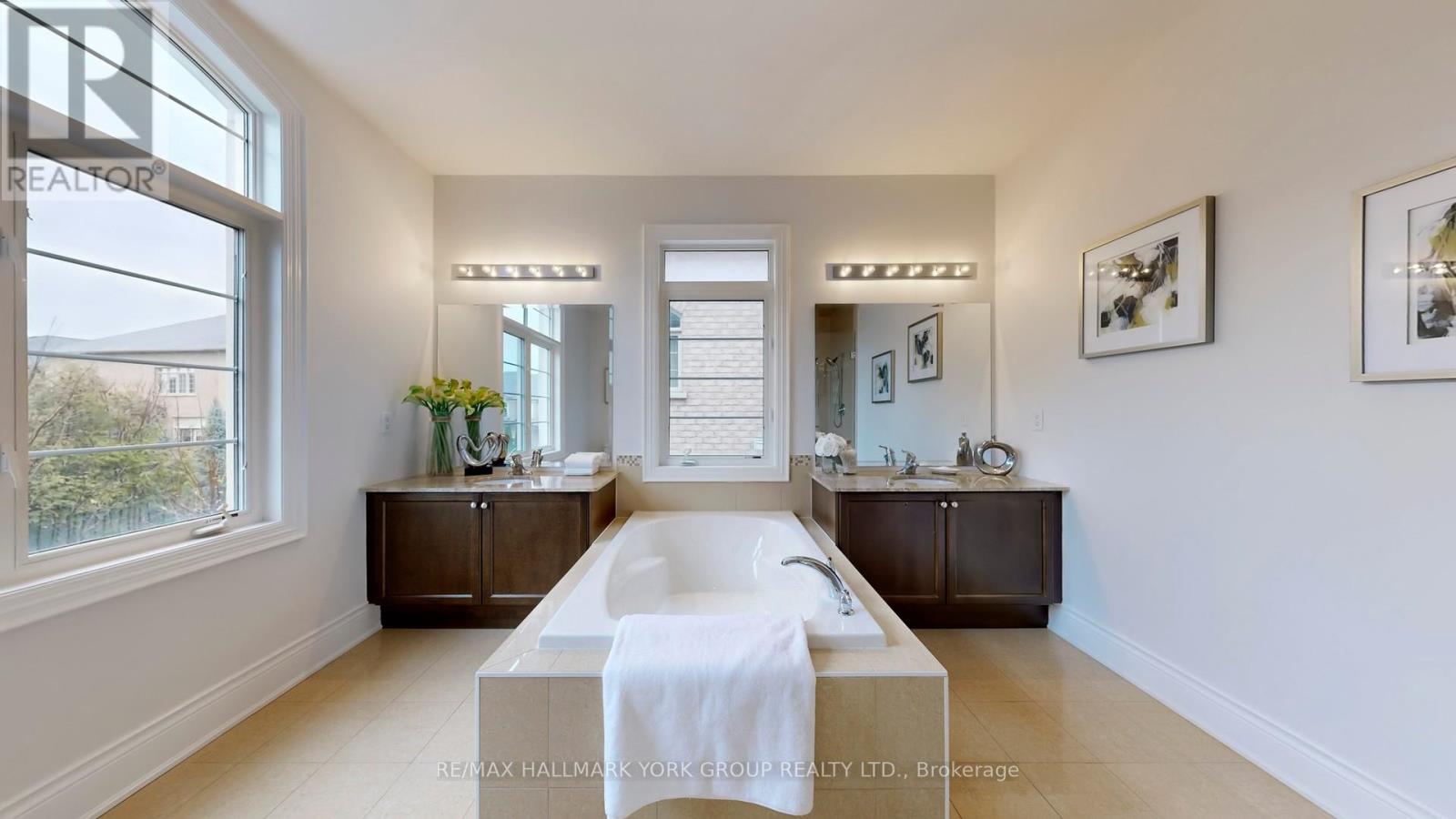 40 Orleans Circle, Vaughan, Ontario  L4H 0V3 - Photo 30 - N12587974