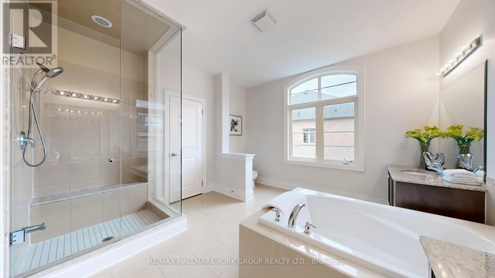 40 Orleans Circle, Vaughan, Ontario  L4H 0V3 - Photo 33 - N12587974