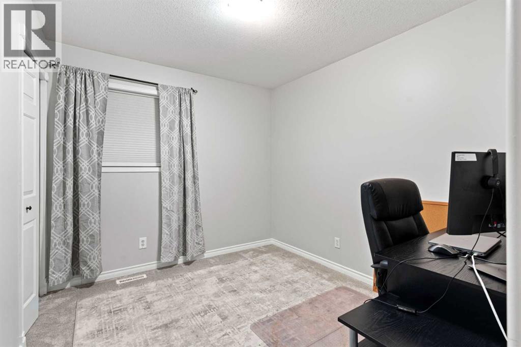 67 Anaheim Crescent Ne, Calgary, Alberta  T1Y 7B8 - Photo 23 - A2268366