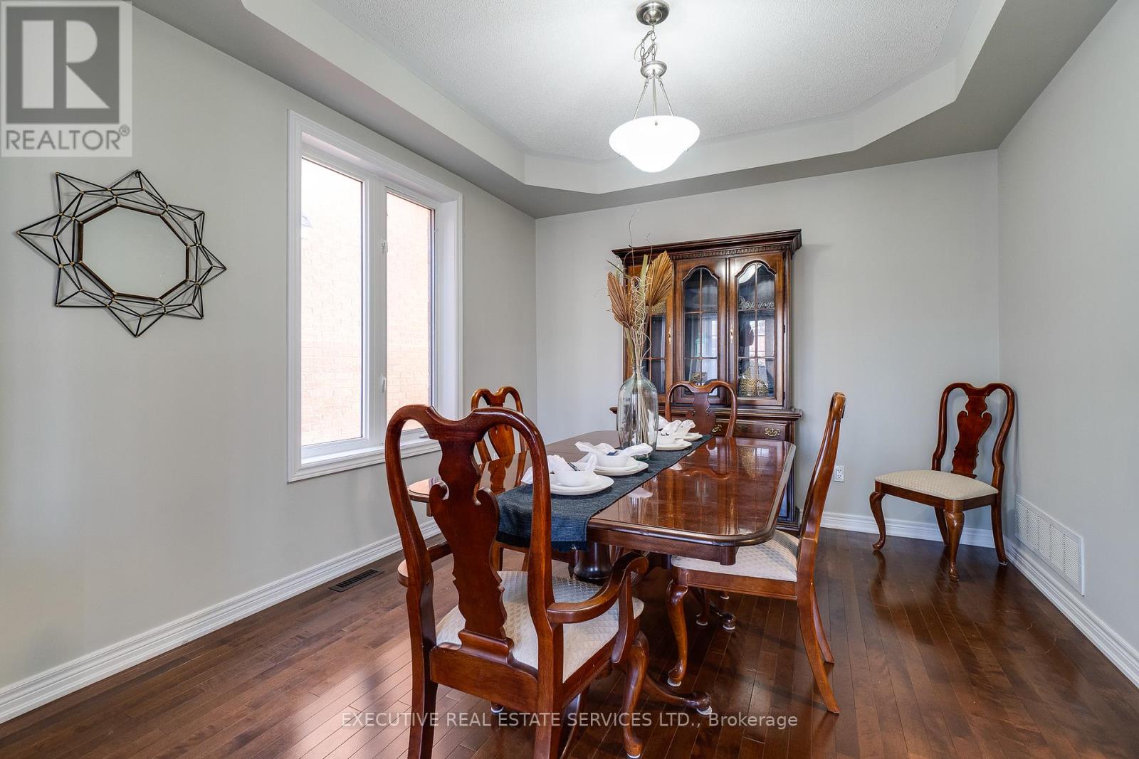 44 Moldovan Drive, Brampton, Ontario  L6R 0E4 - Photo 14 - W12587948