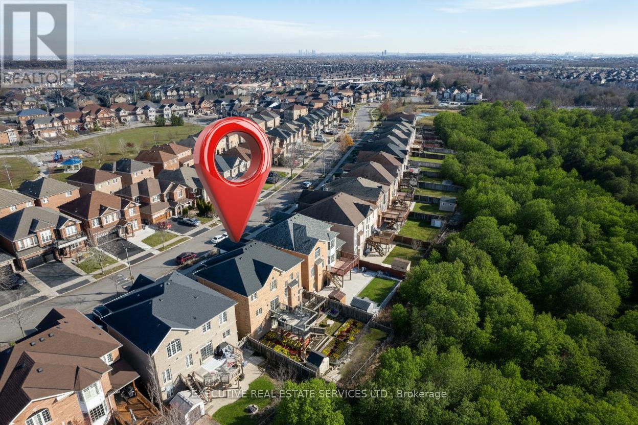 44 Moldovan Drive, Brampton, Ontario  L6R 0E4 - Photo 2 - W12587948