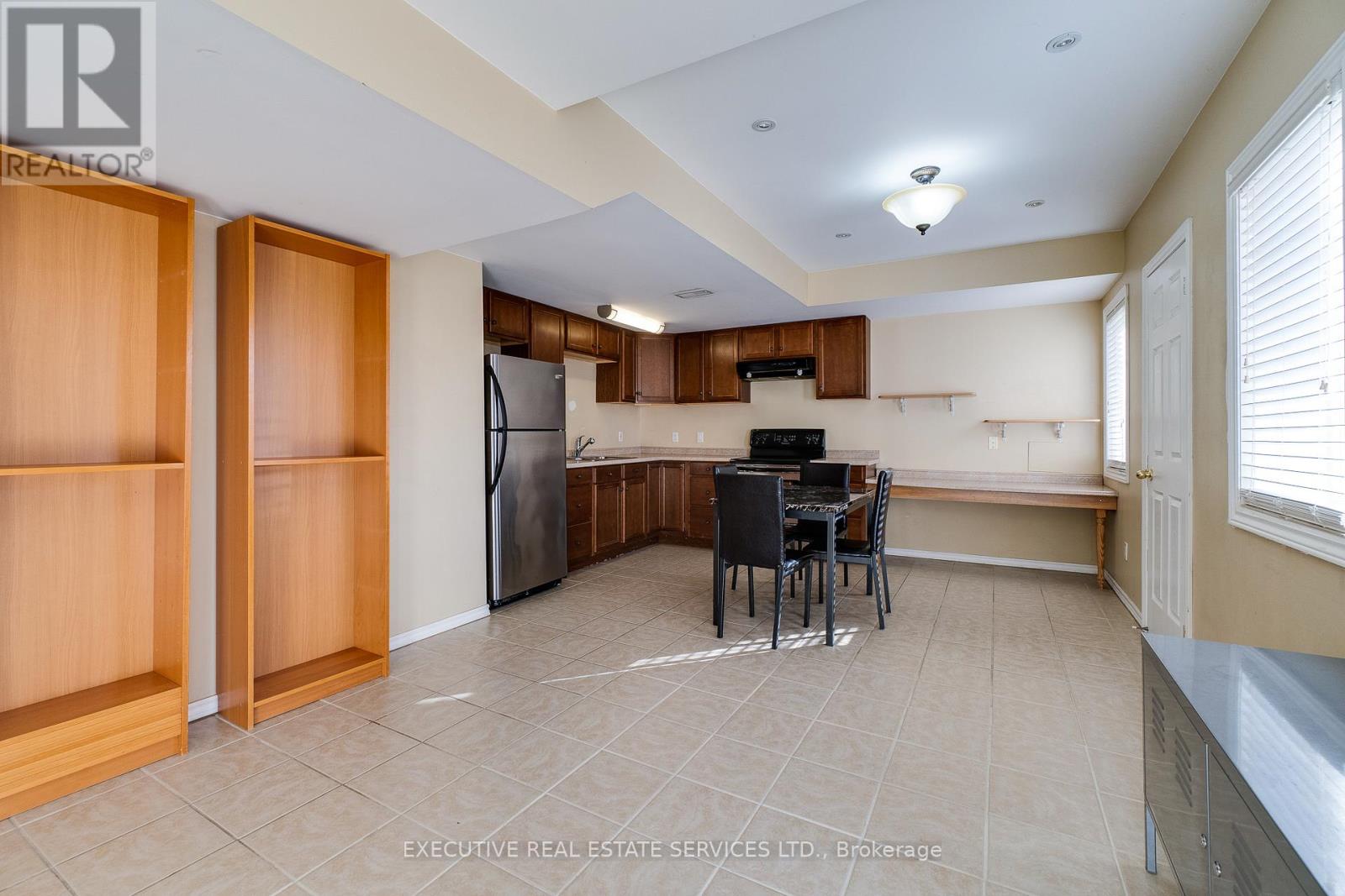 44 Moldovan Drive, Brampton, Ontario  L6R 0E4 - Photo 40 - W12587948